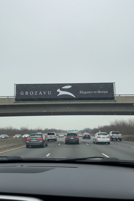 Impulsando el movimiento hacia adelante. Elegancia en movimiento, diseñada para el carril rápido