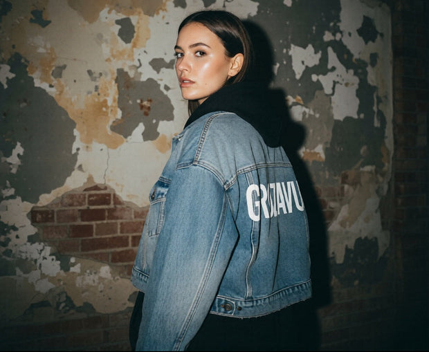 <h2>Tendencias Exclusivas y Prendas de Abrigo</h2>